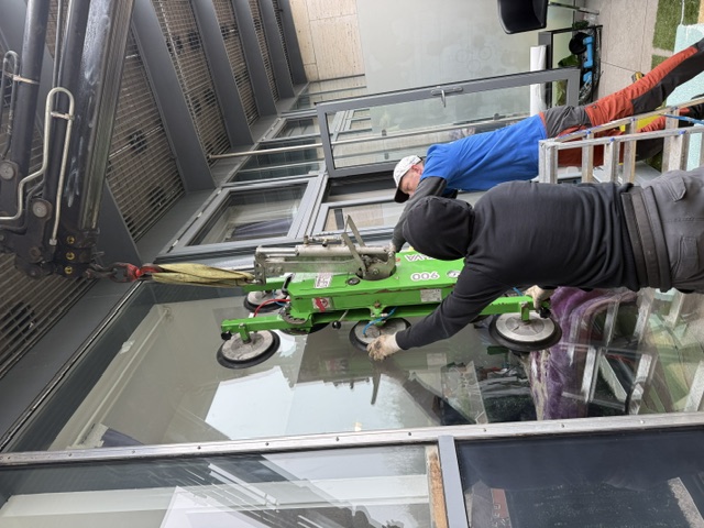 About Waltham Cross Glazing
